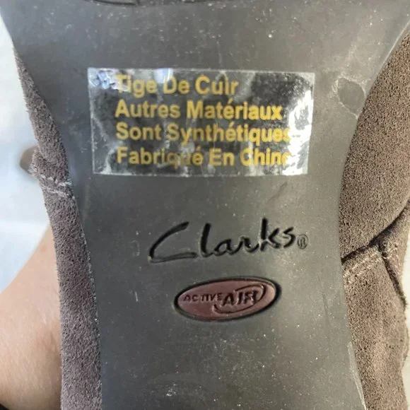 Clarks NWOT Suede Alpine Andi Ankle Heeled Lace Up Bootie Taupe Women's Size 8 - Picture 11 of 16